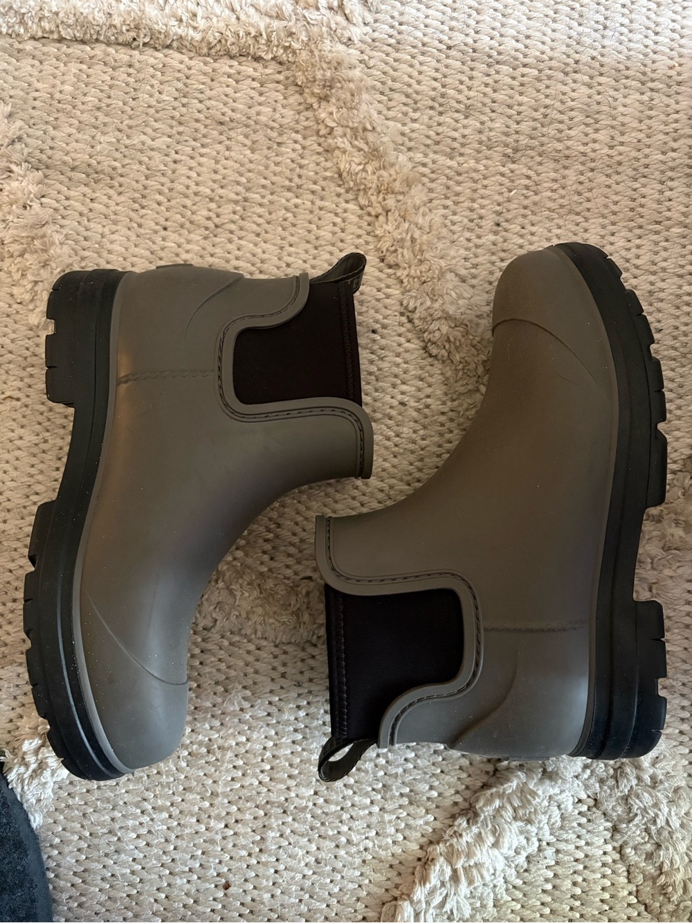 Waterproof Chelsea Rain Boots Grey